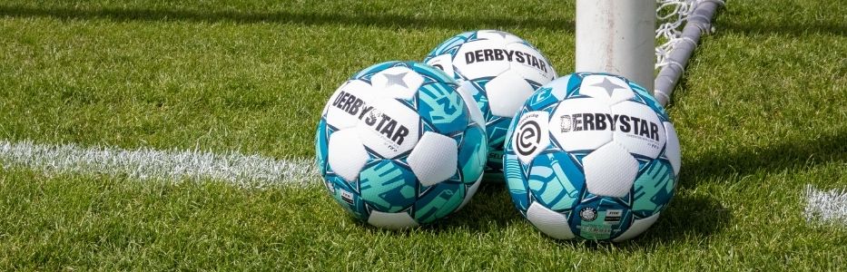 Wie hebben zich vergist Gek Voetballen online kopen? | Sportdirect.com